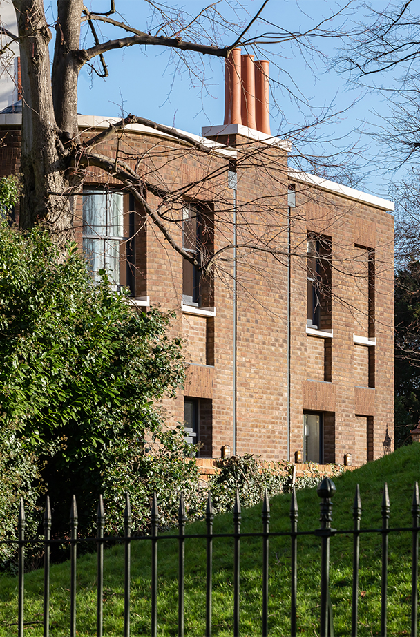 Mr Barrow’s House and Stables - Chris Dyson Architects Mr Barrow’s House and Stables - Chris Dyson Architects